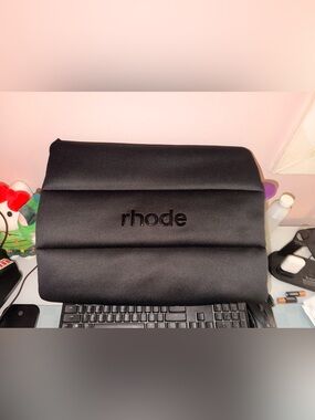 RHODE Matte Black oversized (XL) bubble bag